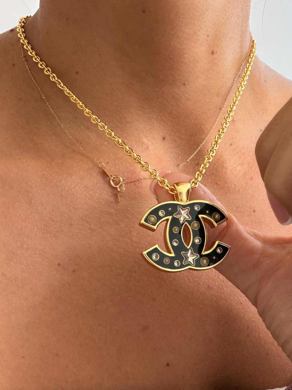 CHANEL Gold Chain Necklace with Black Enamel CC Logo Pendant - Picture 8 of 10